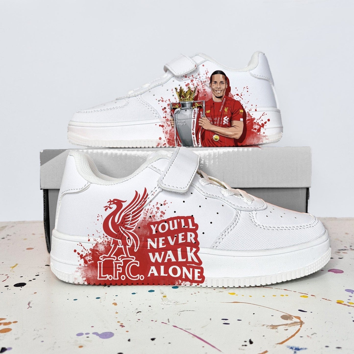 נעלי Liverpool L.F.C